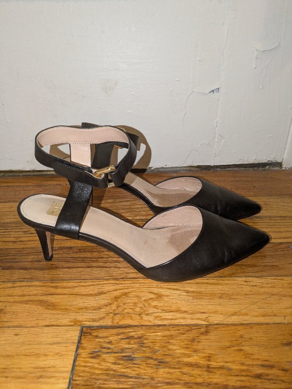 Louise et Cie pointed black stiletto heel